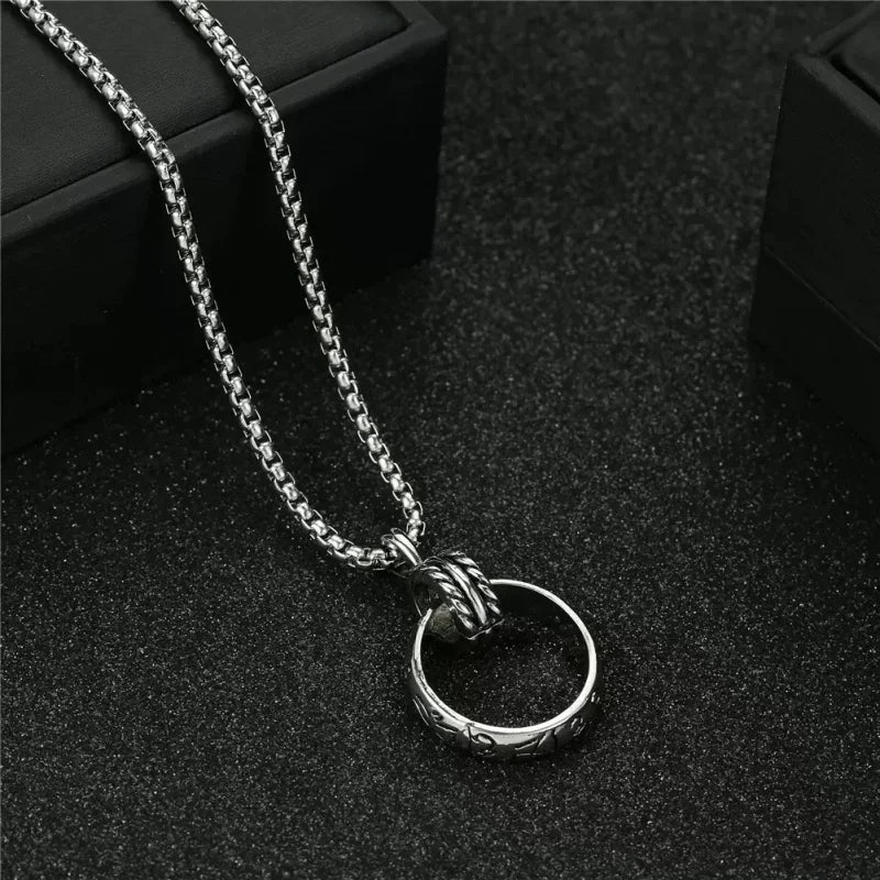 Nouveau pendentif double anneau sculpté collier en acier inoxydable bague rue rétro personnalité fête collier unisexe