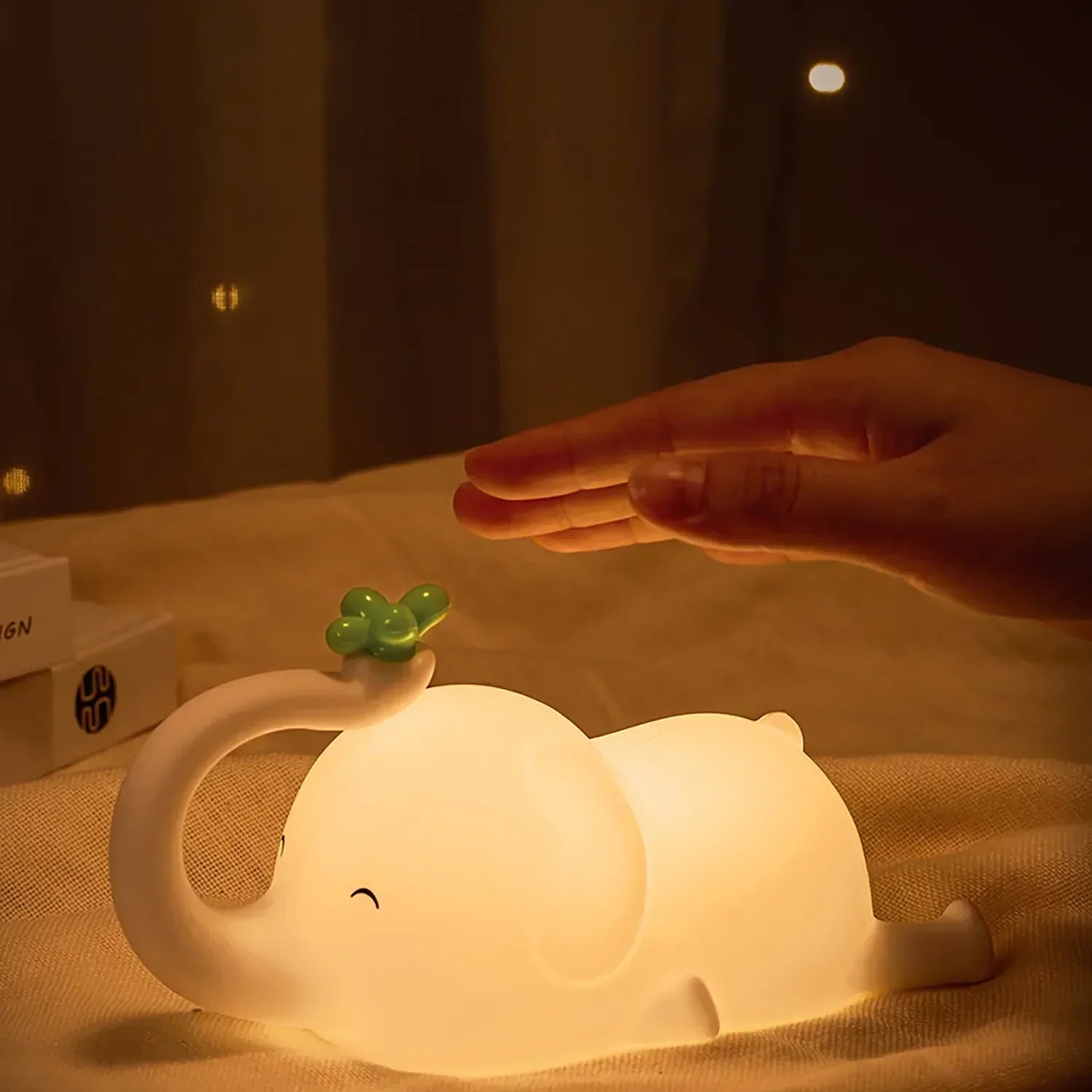 Adorable Elephant Silicone Night Light-1