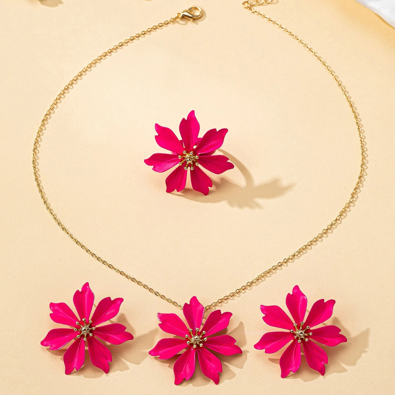 ensemble de bijoux pour femmes, des boucles d'oreilles à fleurs